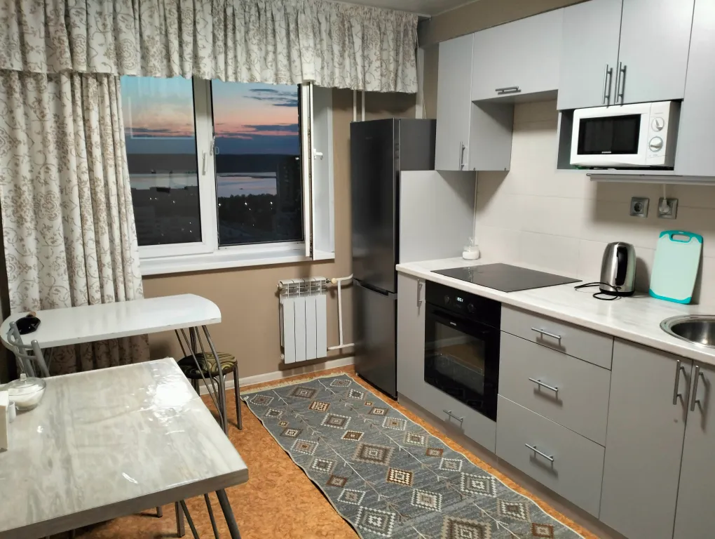 Уютная квартира с видом на Каму