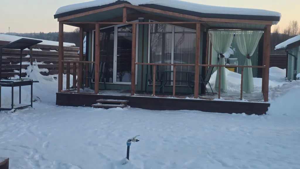 Дом с чаном