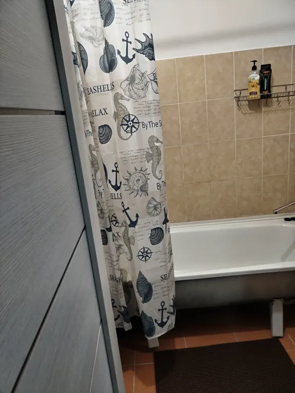 Уютная в самом центре по пути на Югус