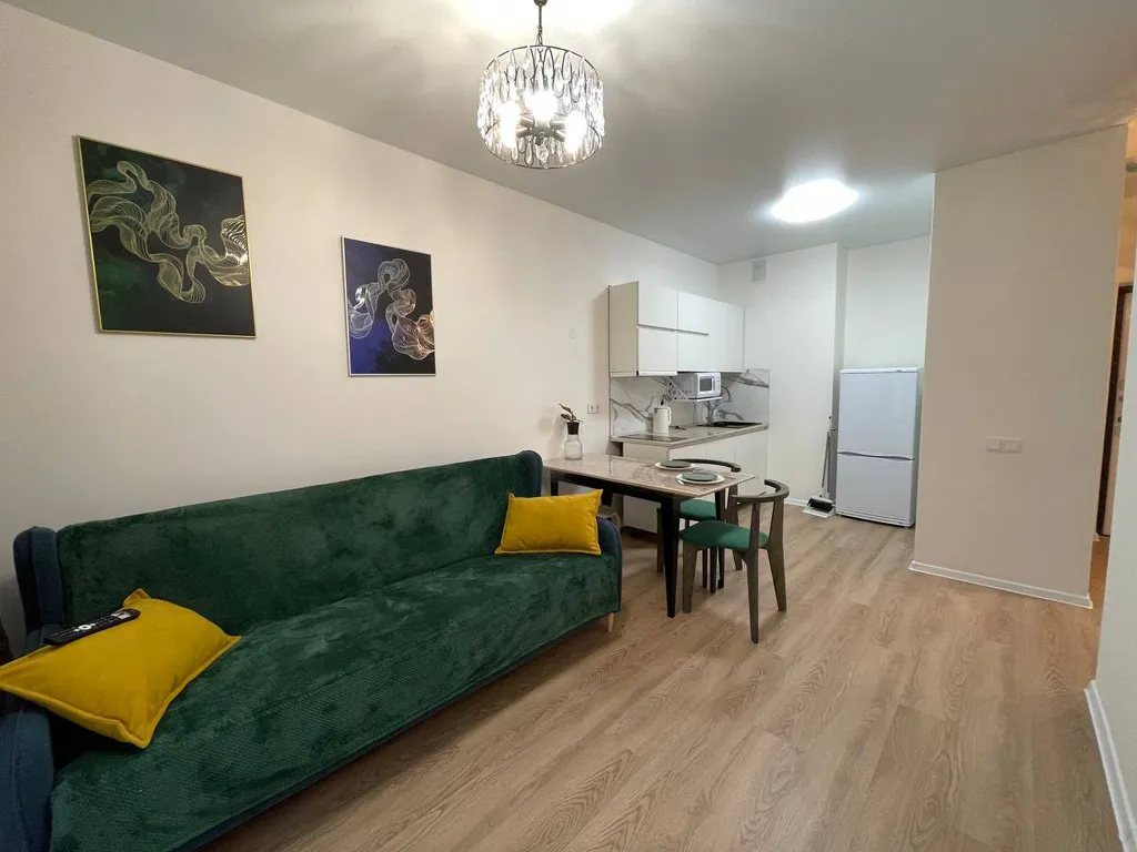 Новая уютная евродвушка с балконом возле аэропорта Домодедово