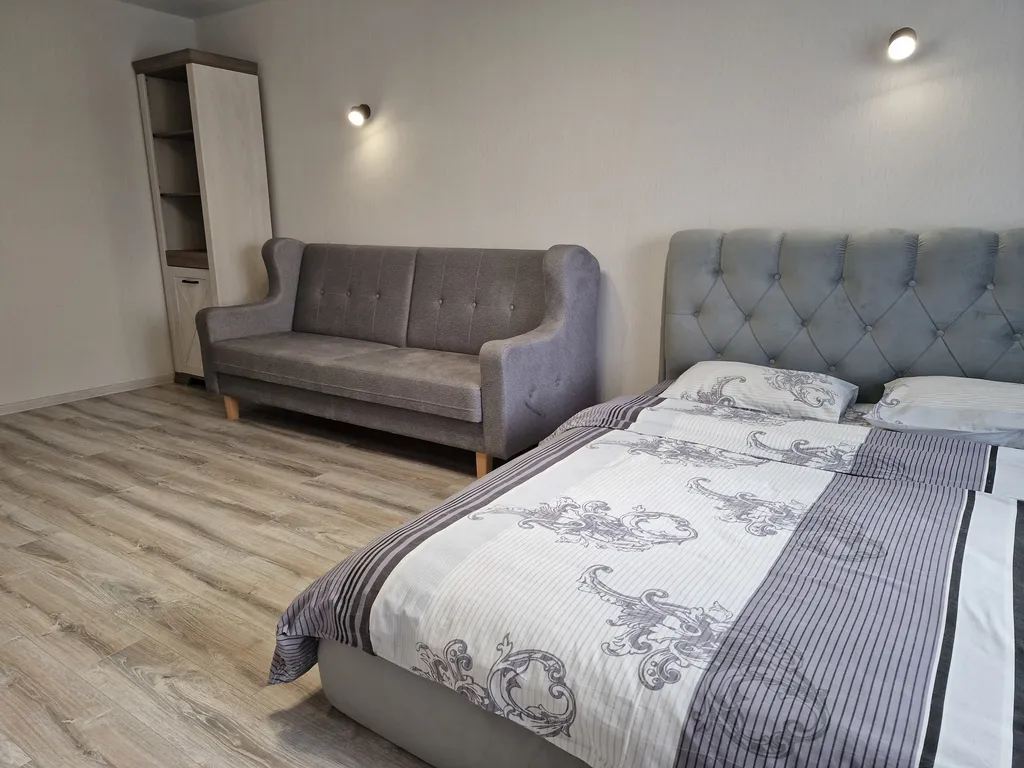 Медцентр. ТЦ Трио, Грин, спа-центра Южный. Новая квартира на 6 гостей