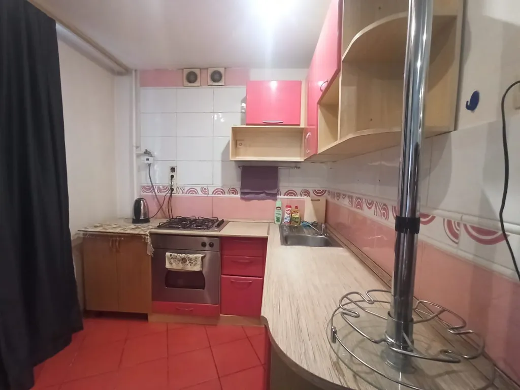 Студия, для командированных, в центре на набережной