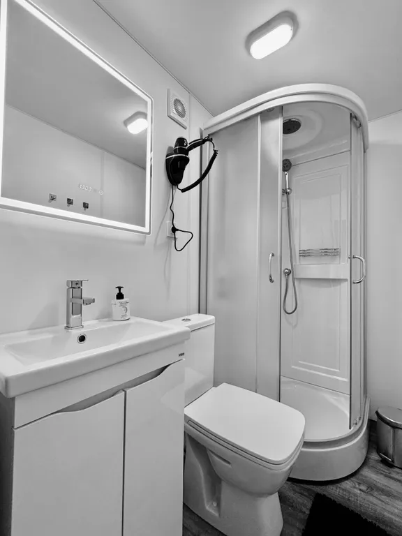 Домик-шатер