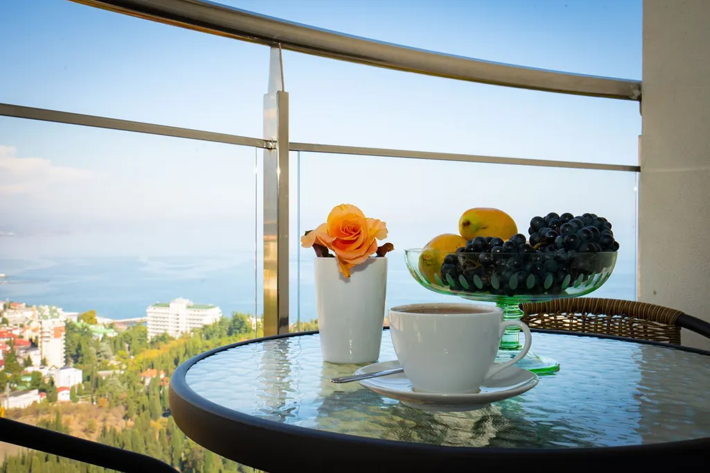 Квартира Апартаменты с видом на море — аренда посуточно в Алушта