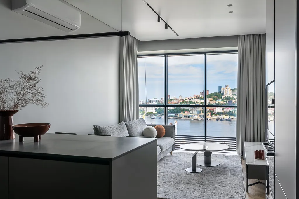 Панорамный апартамент с шикарным видом на море и золотой мост