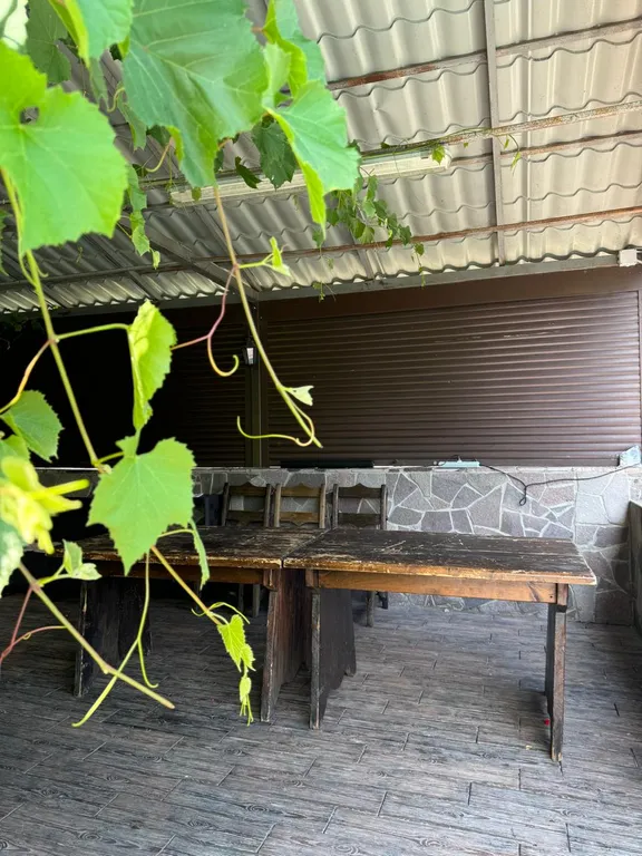 Коттедж на набережной с бассейном