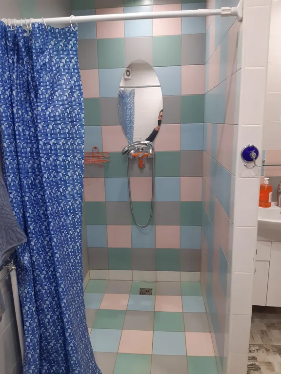 Просторная с большой кухней-гостиной