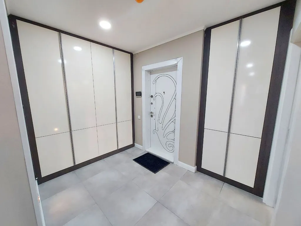 Hi-Tech Apartment in the City Center