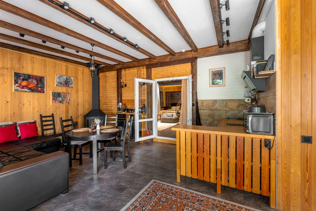 Дом Релакс'Ель с природным шармом рядом с Москвой и горячей джакузи