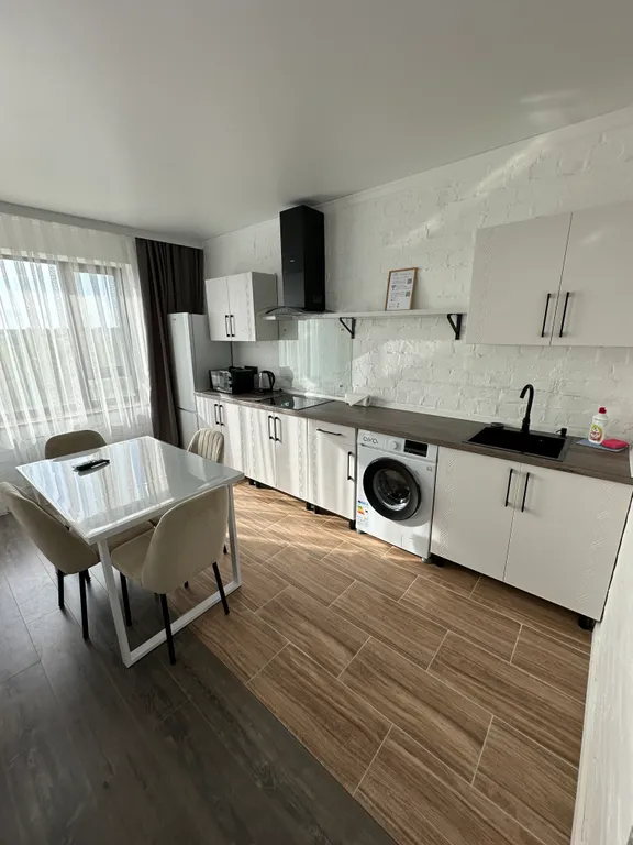 Апартаменты на Академической №19