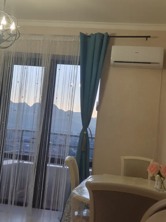 Апартамент с видом на горы