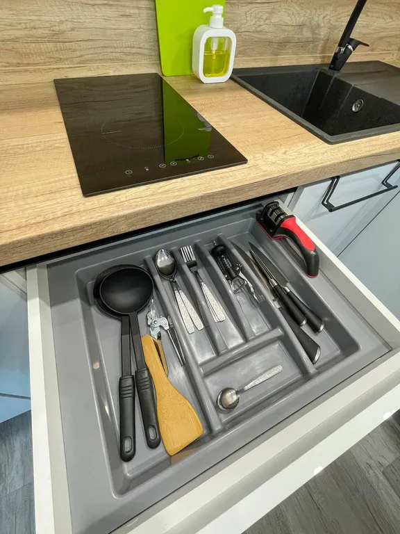 Шикарная студия с бесконтактным заселением