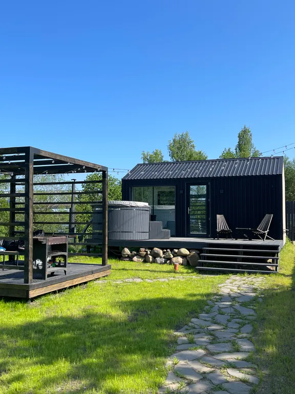 Коттедж Дом на берегу реки Волхов — Юшково