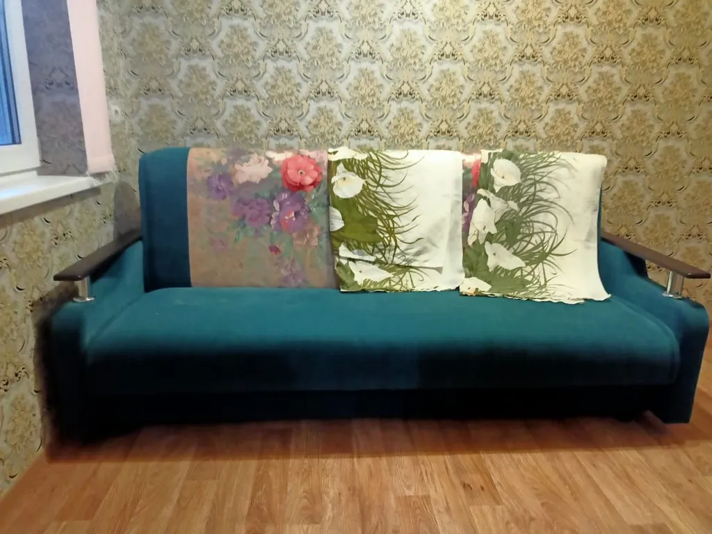 Отдельный дом без хозяев у залива