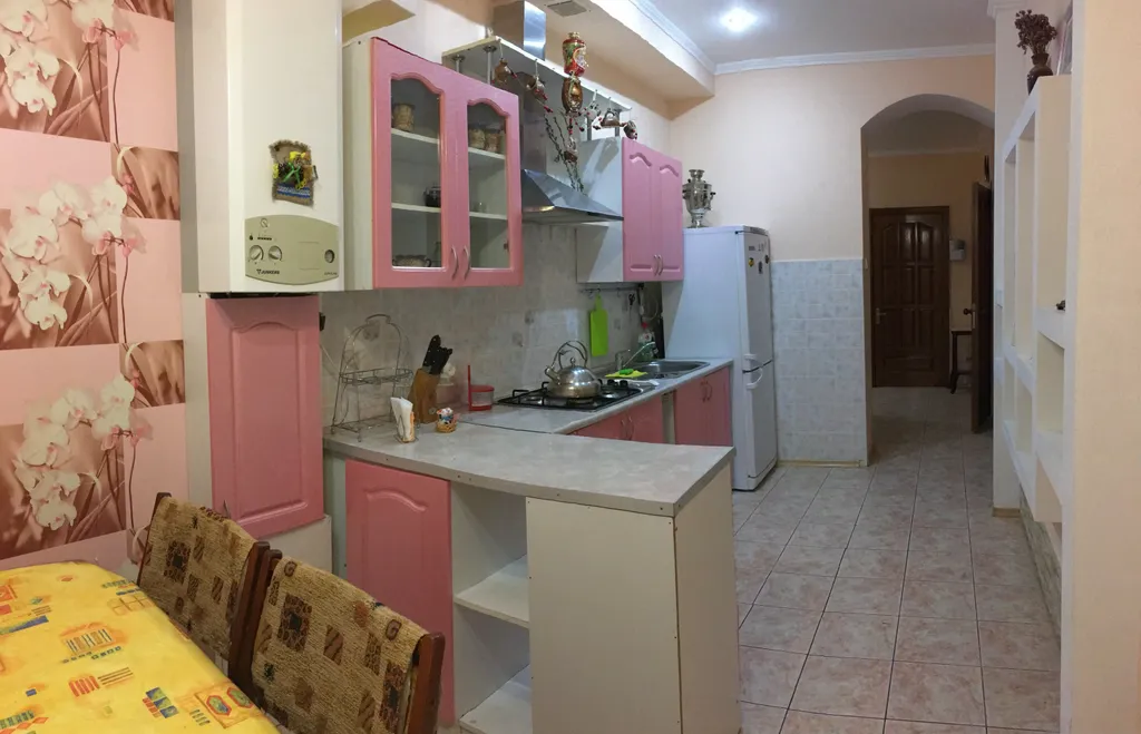 Квартира 2-комнатная Квартира — Феодосия