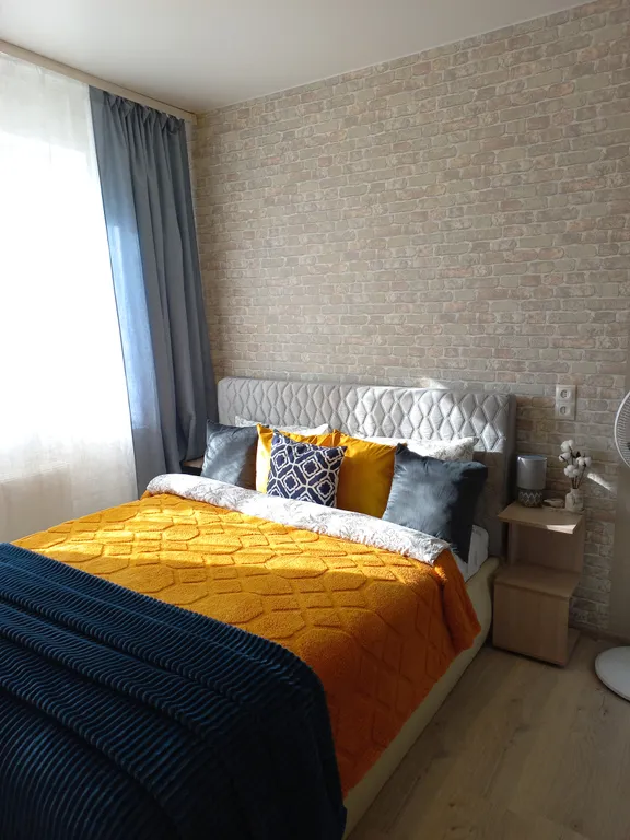 Квартира Большая, солнечная студия с перегородкой — аренда посуточно в Тула