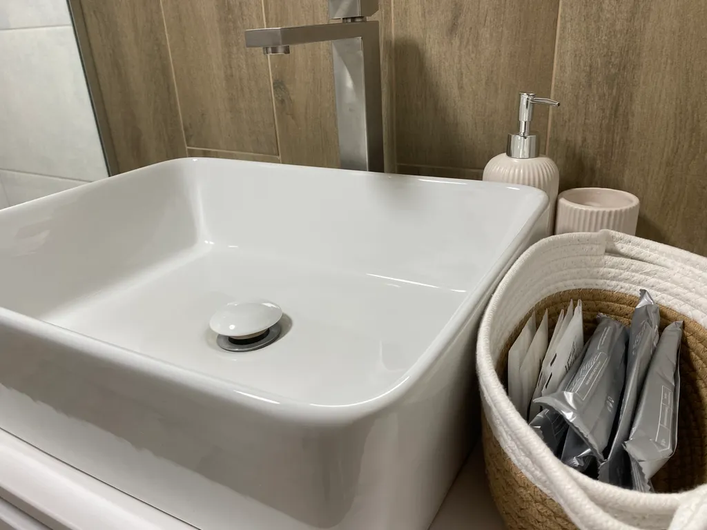 Домик Сказочный Лес с гриль-мангалом, костровой и большой сауной