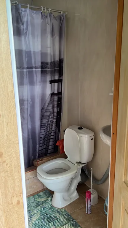 Домик с бассейном и видом на море