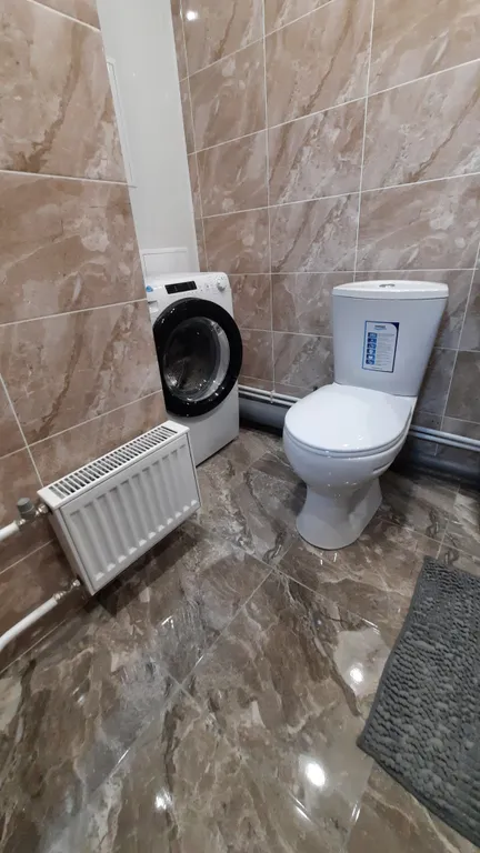 Студия возле гипермаркета Лента