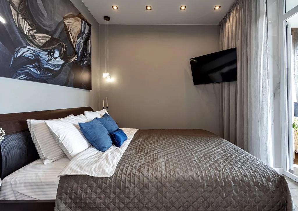 Квартира с видом на море на высоком этаже, рядом с островом Русским