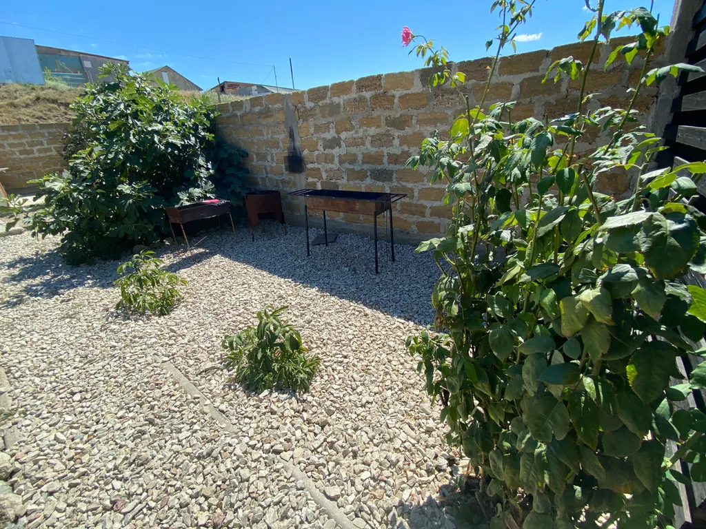 Коттедж Часть дома со своей кухней и отдельным входом под ключ — Судак