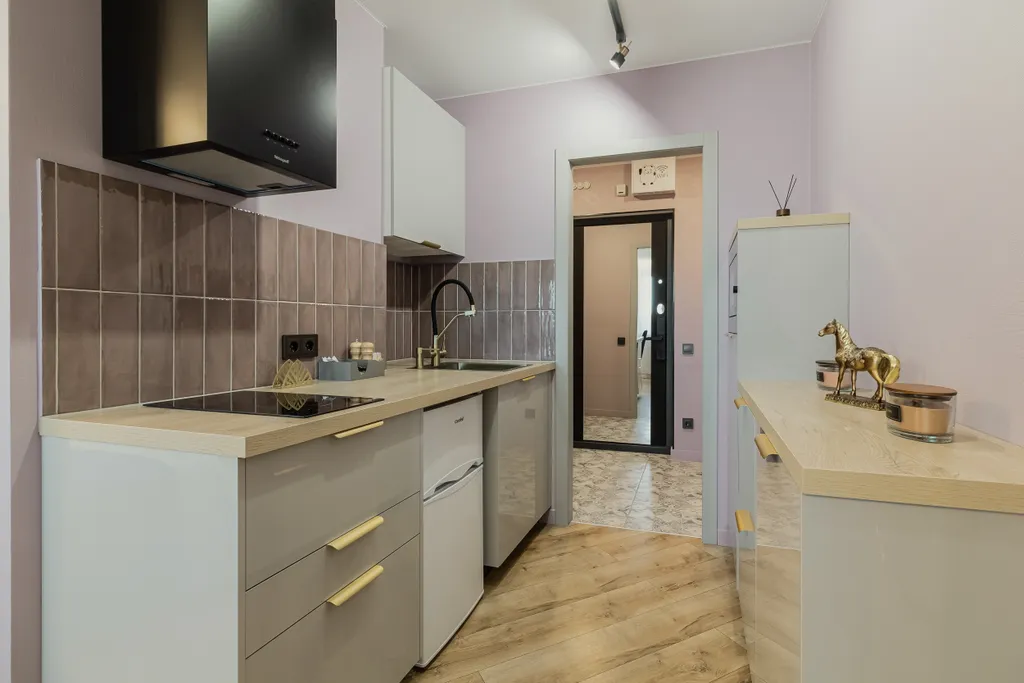 Студия с дизайнерским ремонтом и видом на город