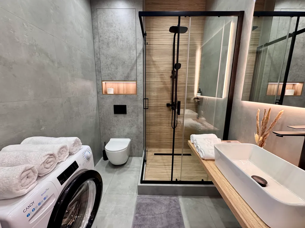 Великолепная квартира в центре с панорамным видом на Золотой мост