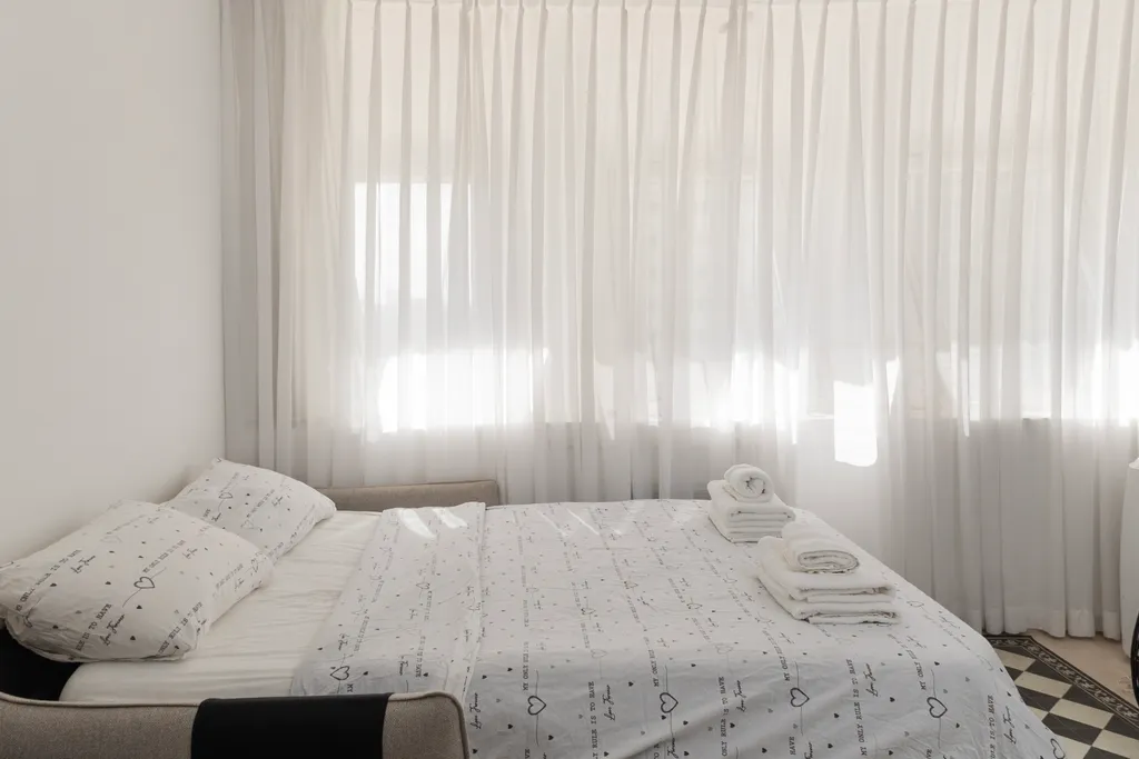 Студия у моря и с видом на море