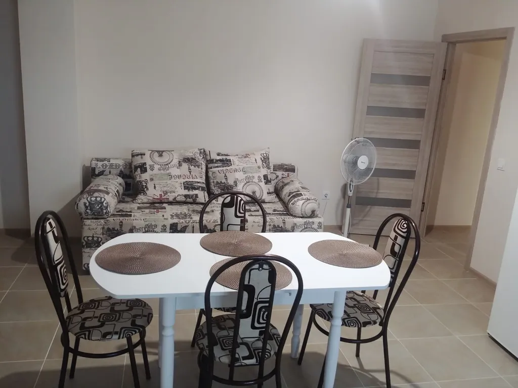 Квартира в новом доме с охраняемой стоянкой