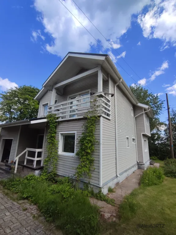 Коттедж вдали от шума и суеты на озере Сямозеро