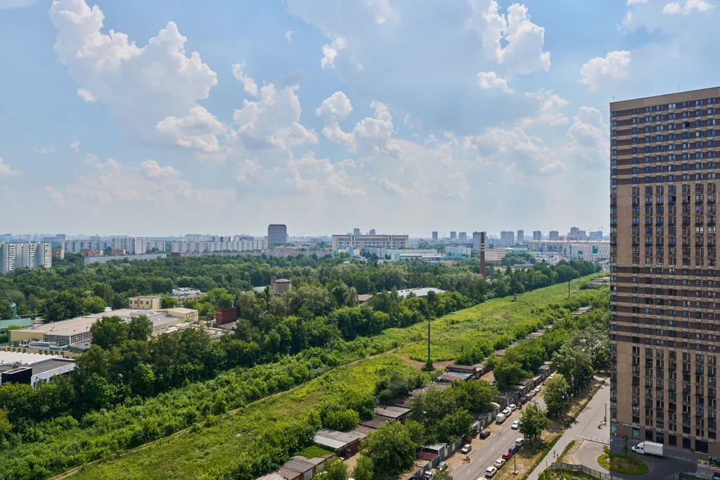 Уютная студия с видом на город