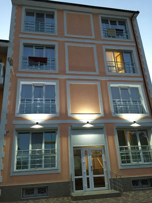 Трёхместный номер с видом на море