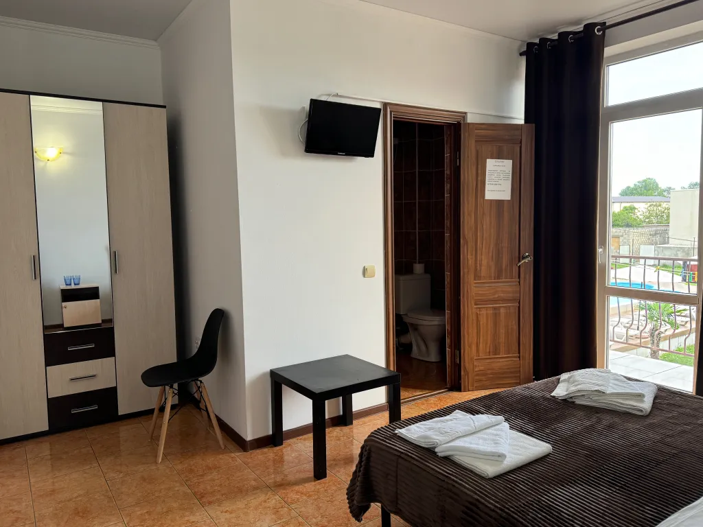 Двухместный номер с балконом и включенным завтраком