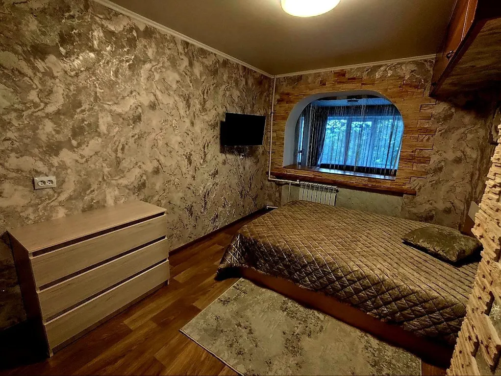 Большая 1-комнатная квартира, с зоной отдыха