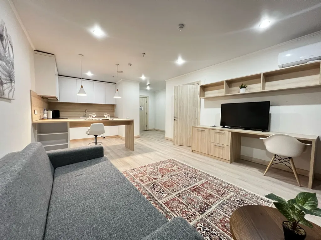 Yes apart у Ботанического сада