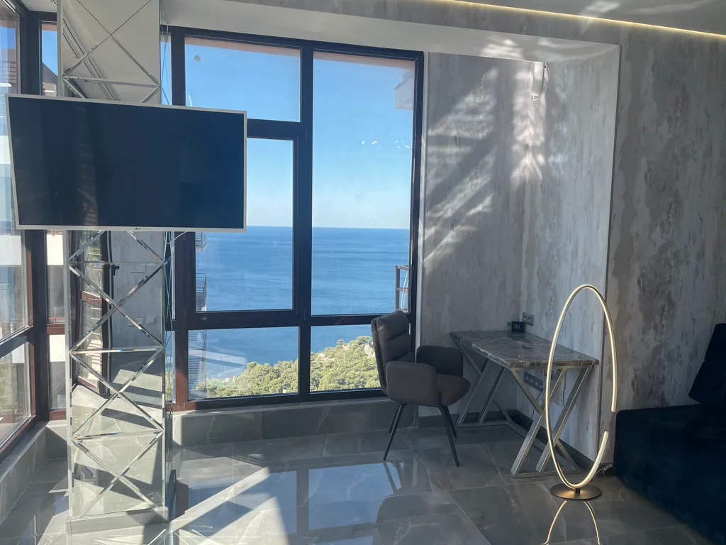 Апартаменты в Ласпи с видом на море