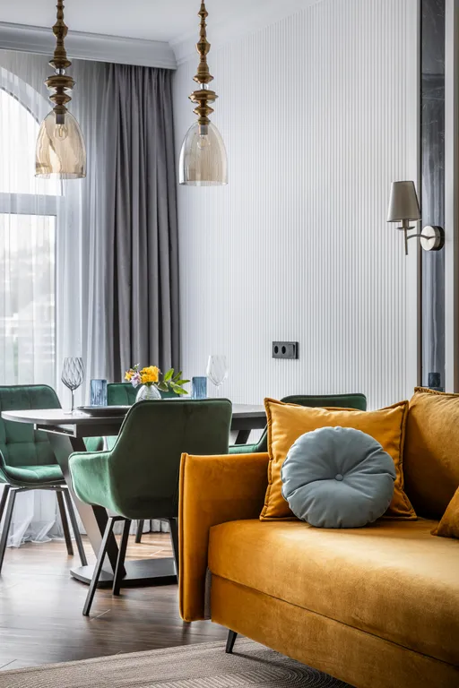 Дизайнерская новая квартира с шикарным видом на Дендропарк