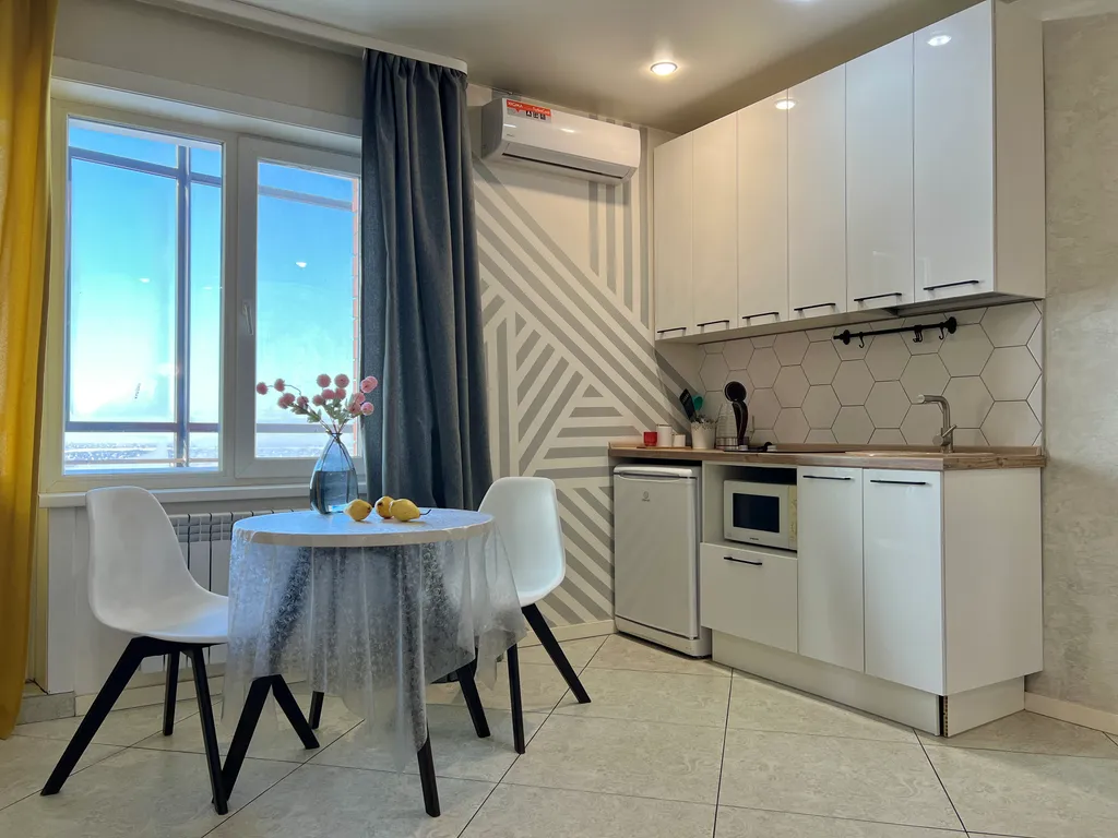 Студия с панорамным видом на реку. Не берем оплату за финальную уборку