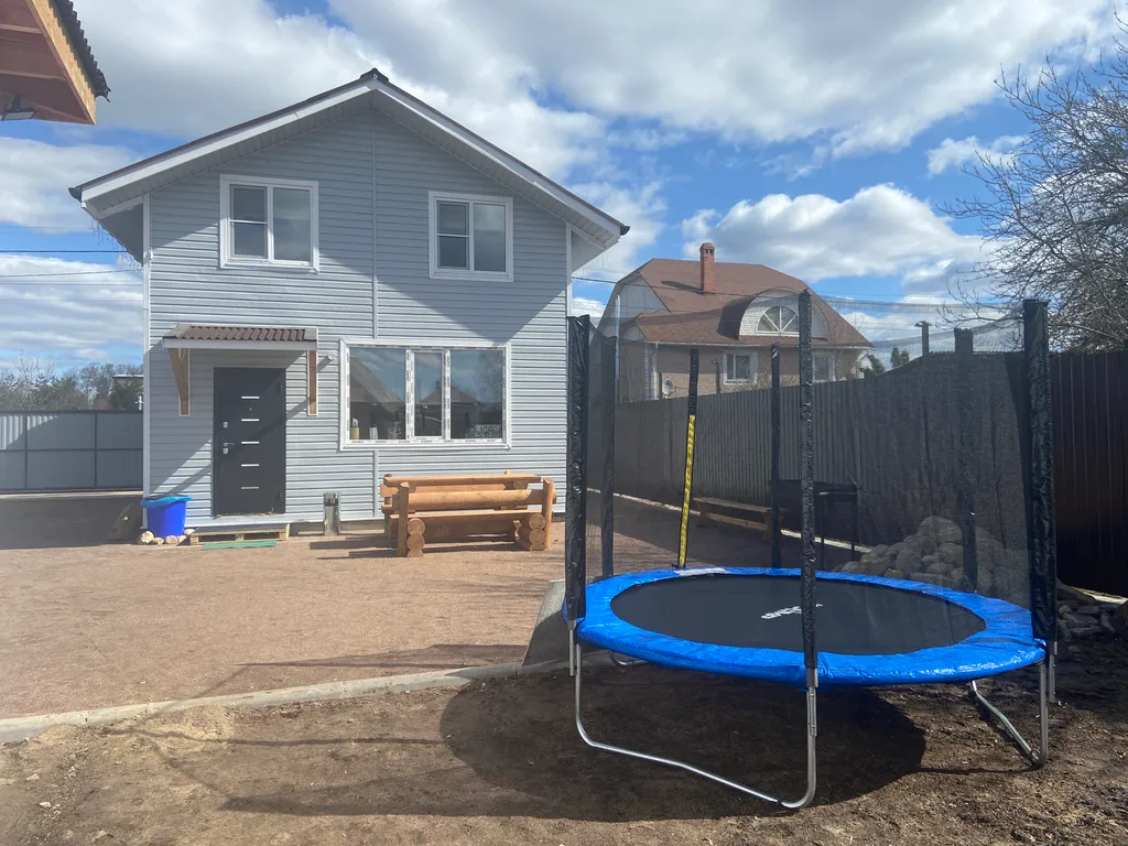 Коттедж с баней на дровах