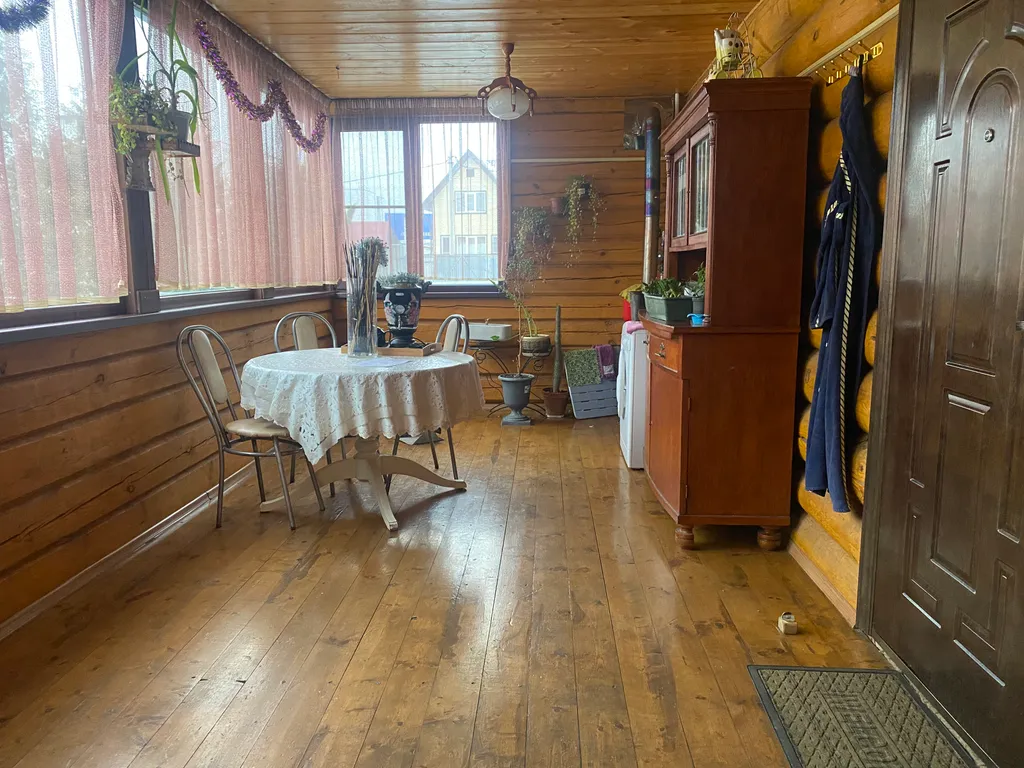 Коттедж Дом бревенчатый с баней — Москва