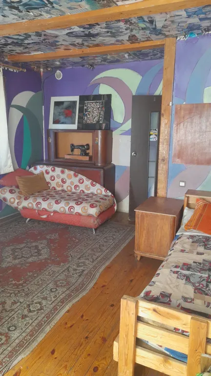 Большой дом с бассейном и диско, в ретро стиле около аэропорта Минск