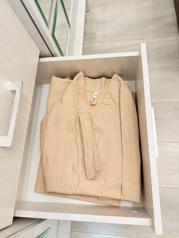 Квартира Квартира Евротрешка ЛИСТЬЯ ЖК Бизнес-класса Сердце Ярославля с Алисой — Ярославль