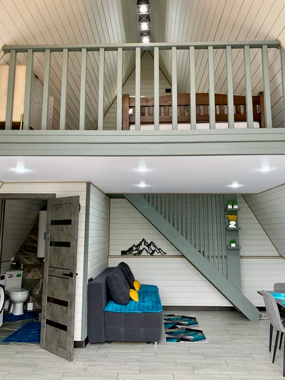 Отдельный домик а-фрейм с бассейном и видом на горы