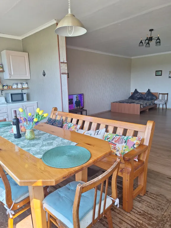 Большая и уютная квартира в центре Пицунды