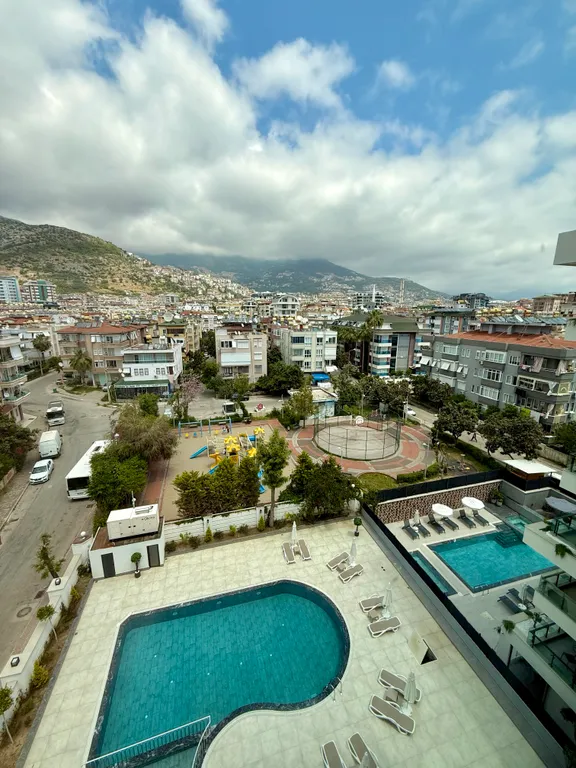 Уютная квартира с видом на горы, пляж Клеопатра