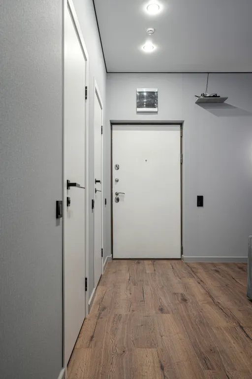 Luna Moscow — дизайнерская квартира с зеркальной мозаикой возле кровати