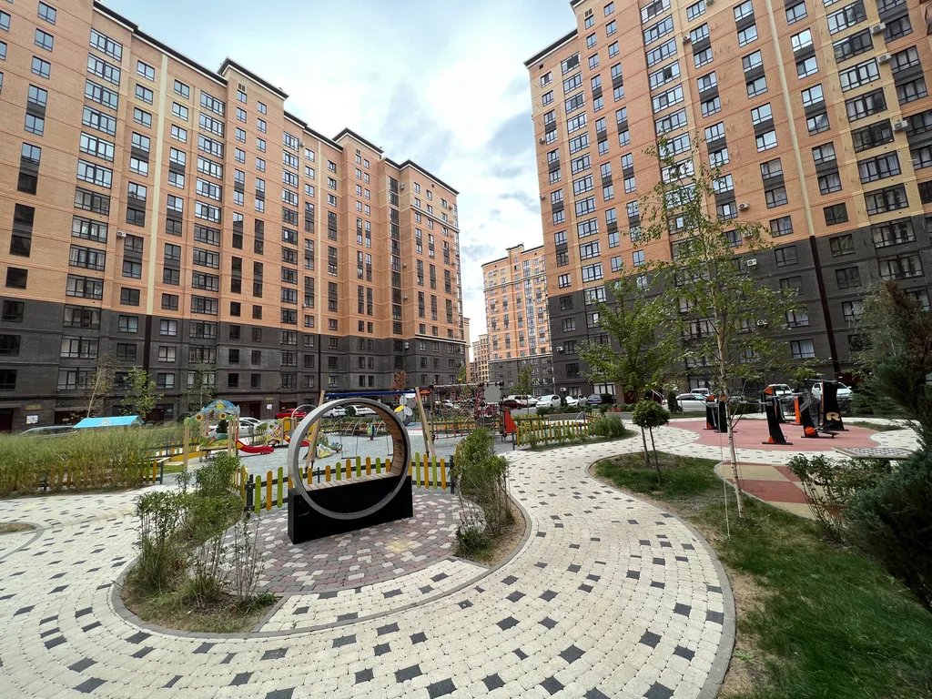 Элегантная квартира в ЖК Российский рядом со сквером и фонтаном