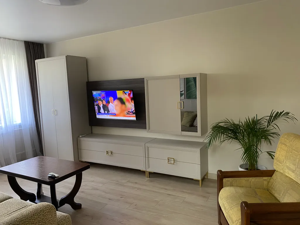 Городской пляж, пляж «Русское море», набережная, парк Фрунзе.