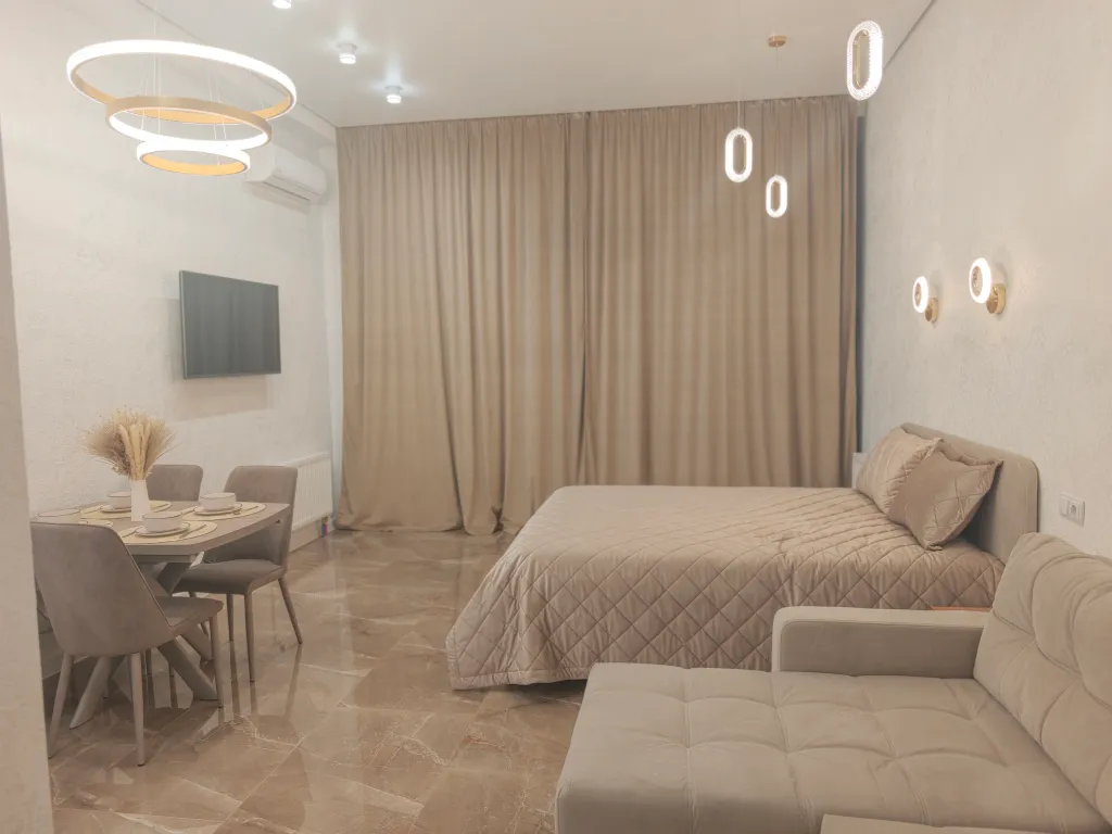 Апартаменты класса Люкс, первая береговая линия