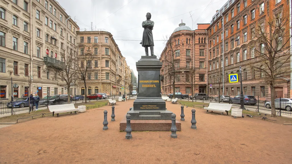 Квартира Квартира 3 спальни, лифт, вид на площадь — Санкт-Петербург